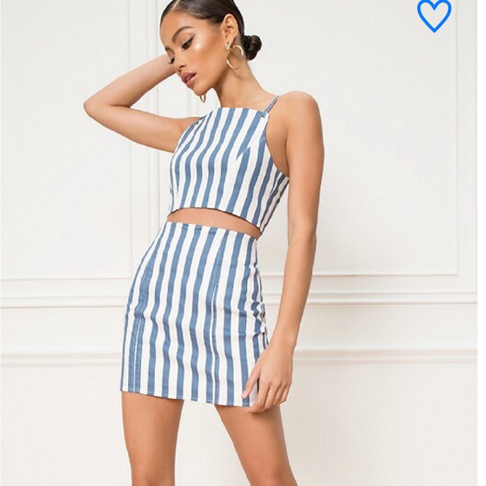 Super down brand new striped skirt set